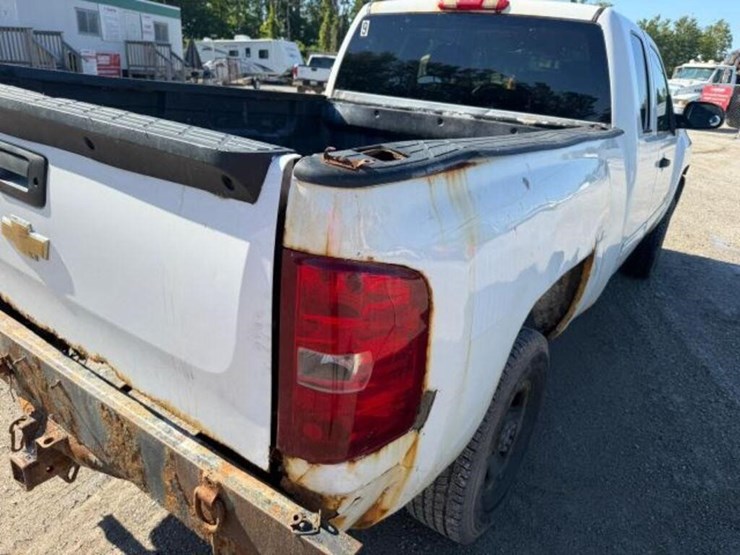 2009-chevrolet-silverado-2500hd-image-42