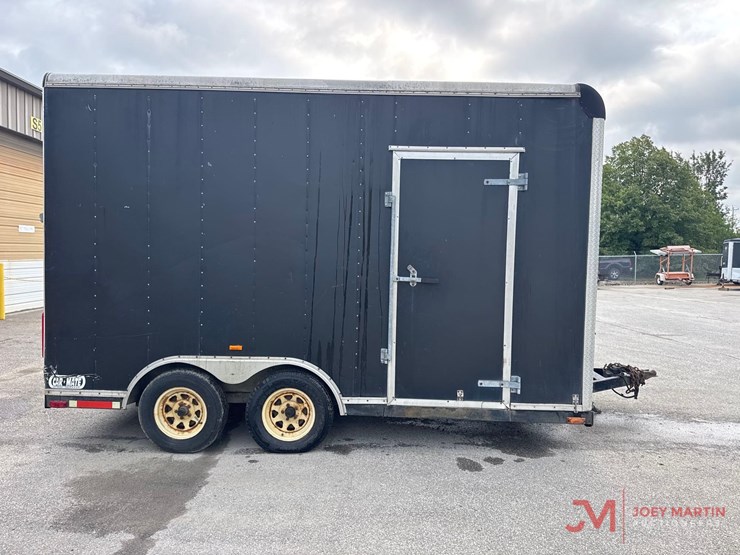 2004-car-mate-enclosed-trailer-image-2