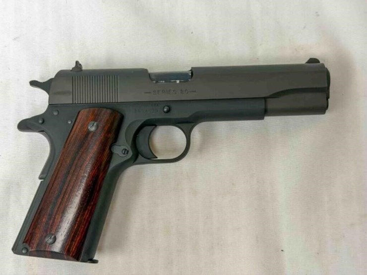 colt-m1991a1-45auto-pistol-image-10