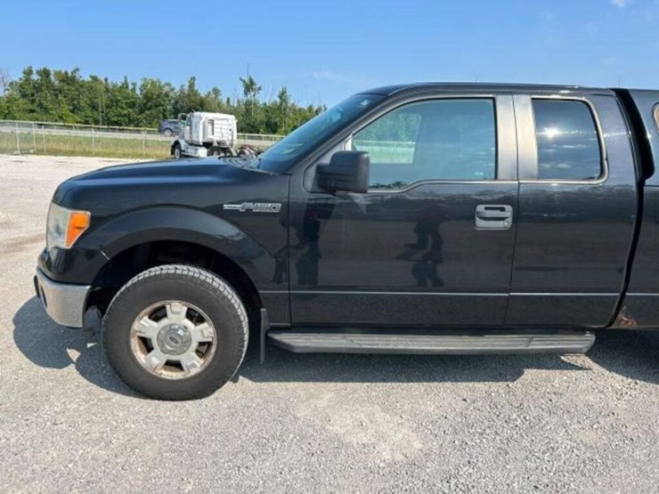 2014-ford-f150-xlt-image-43