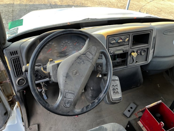 2006-international-workstar-7400-image-10