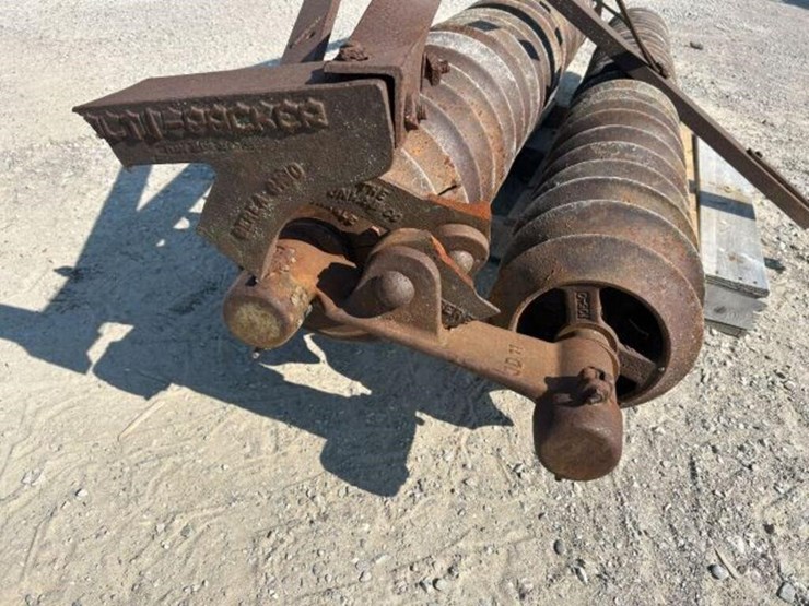 antique-8-ft-dunham-tow-behind-cultipacker-image-12