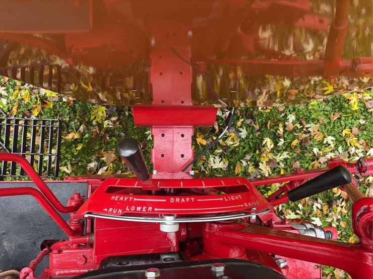 1970-farmall-544-hydro-diesel-row-crop-golden-demonstrator-image-55
