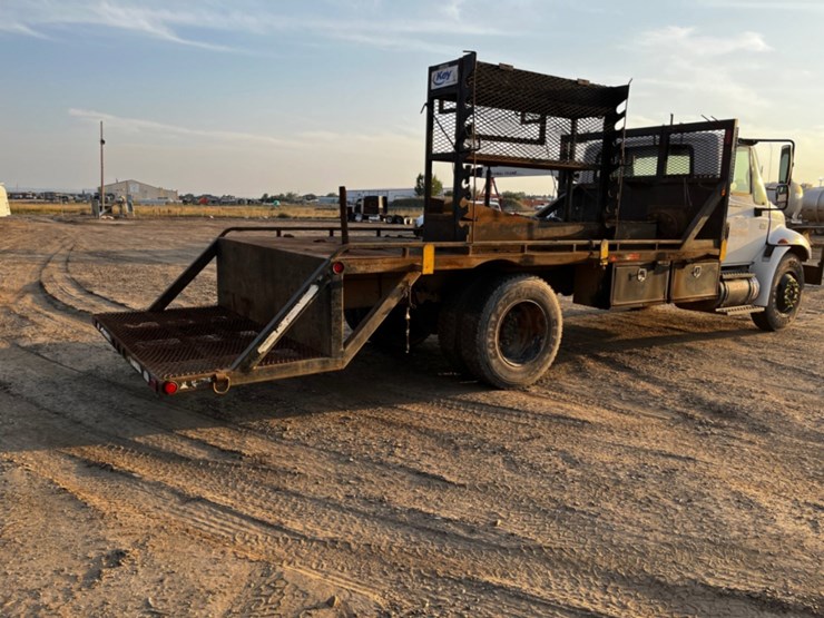 2007-international-durastar-4300-image-5