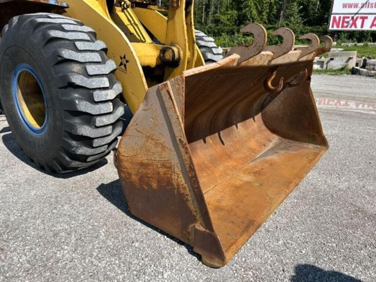 1989-komatsu-wa320-1-image-45