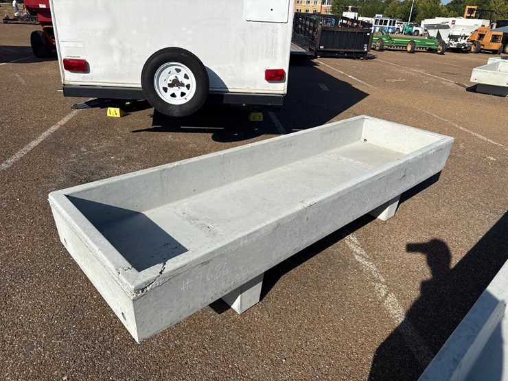 #9686-•-3-x-10-feed-trough-image-1