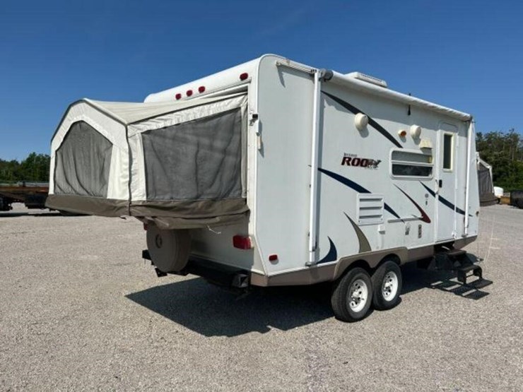 2008-forest-river-rockwood-roo-21ss-t/a-hybrid-tra-image-7