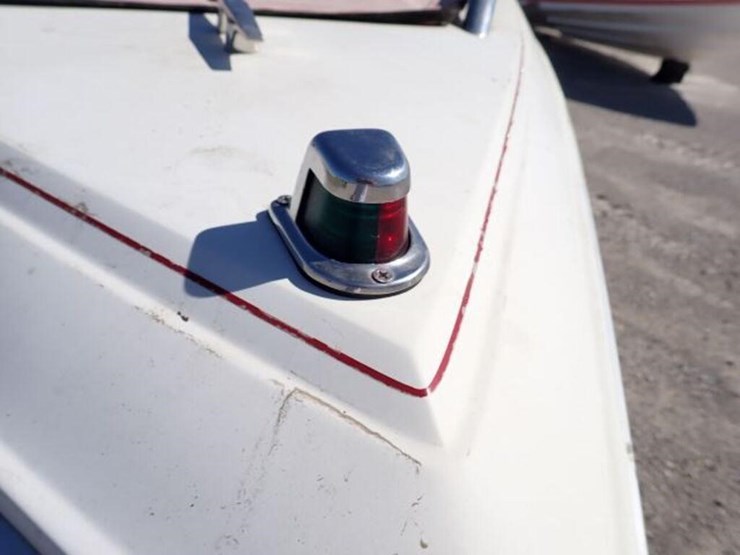 1990-celebrity-180-18-ft-bowrider-clci0220b090-image-63