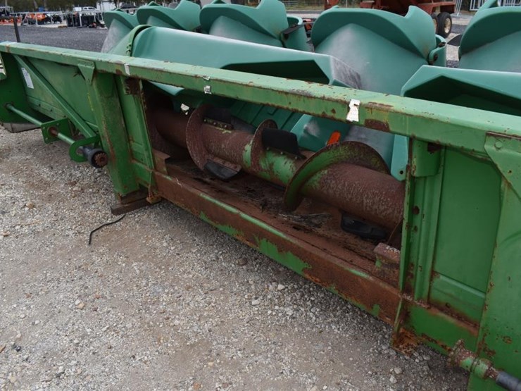 john-deere-8-image-4