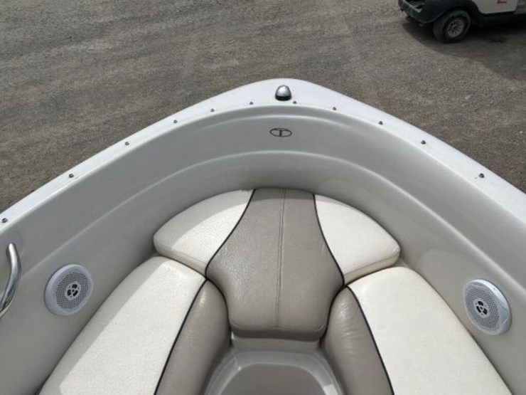 2005-tahoe-q6-20-ft-bowrider-bujd66twf505-image-50