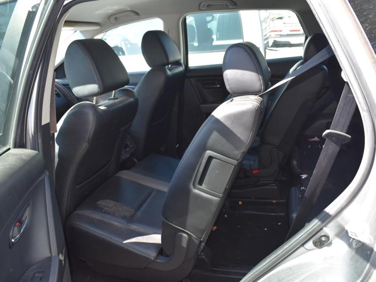 2010-mazda-cx9-image-15