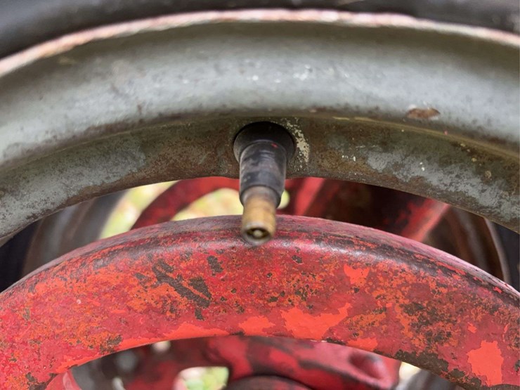 1952-farmall-super-c-image-98