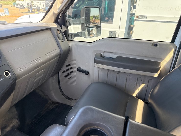 2009-ford-f450-image-11
