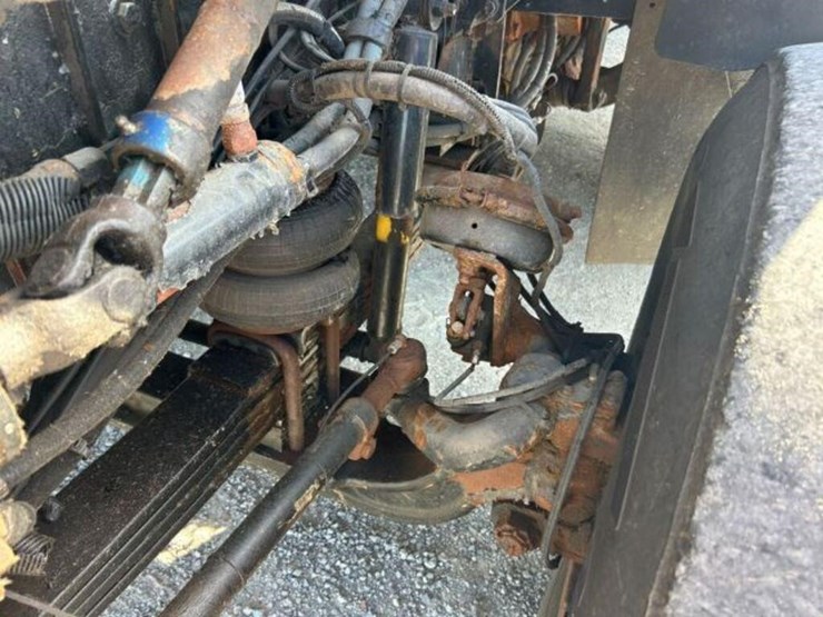 2001-kenworth-t800-image-36