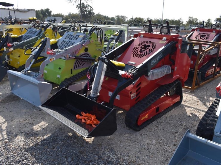 ssl1500-mini-skid-steer-(diesel)-(serial-#-06908a)-(k)-image-1