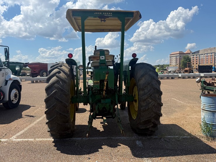 john-deere-4020-image-7