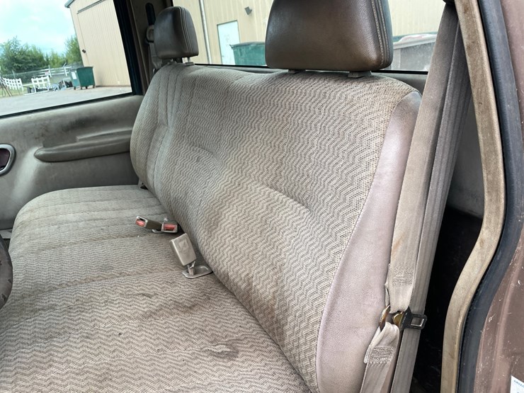 1996-chevrolet-2500-image-19