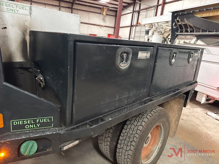 2018-chevrolet-silverado-3500-image-9