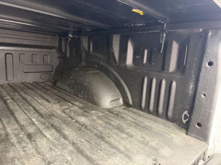 2018-ford-f150-xlt-image-36