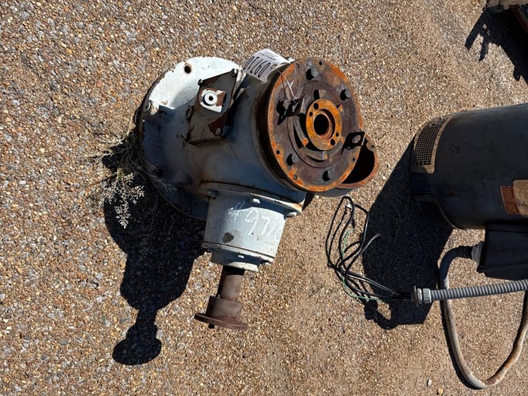 #9710-•-omni-gear-well-head-image-2
