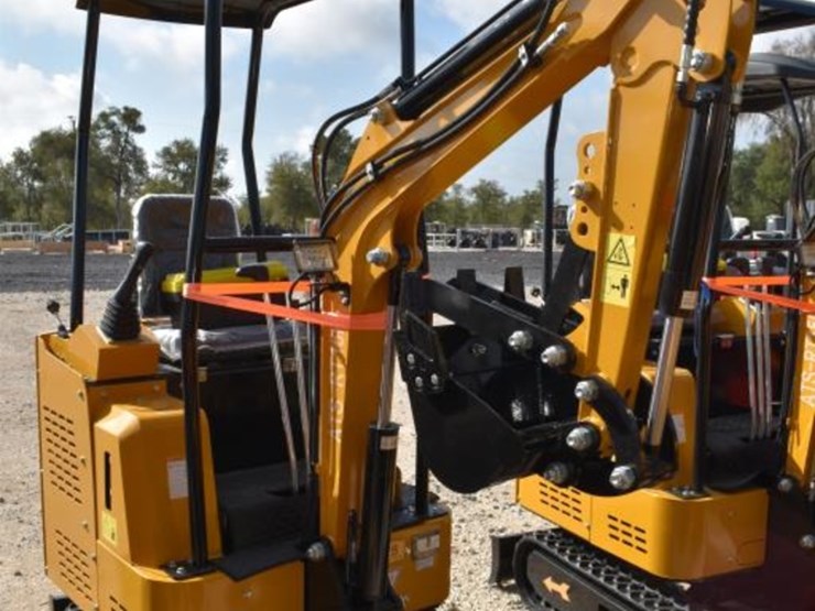ats-rt15r-mini-excavator-(serial-#-2604174763sh)-(k)-image-2