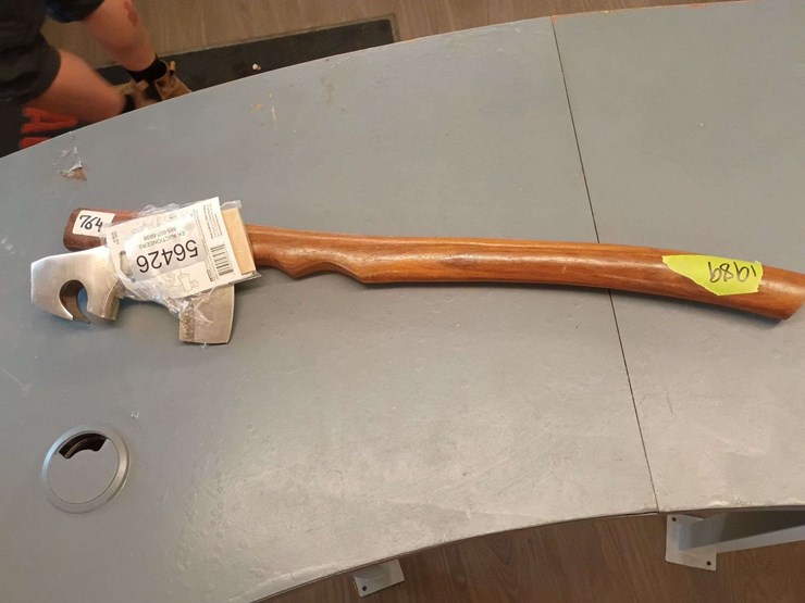 axe-handle-with-stainless-steel-blade-image-1