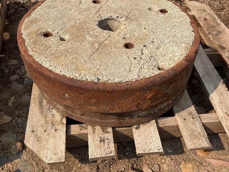 2-cement-wheel-weights-image-1