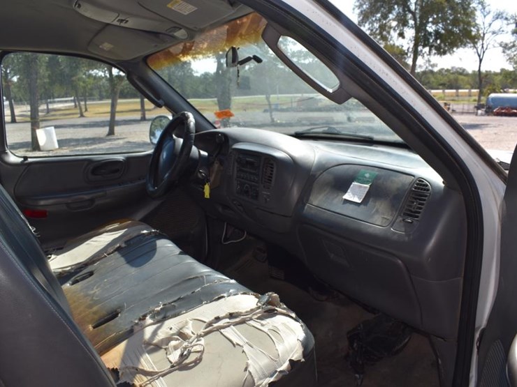 2004-ford-f150-image-5