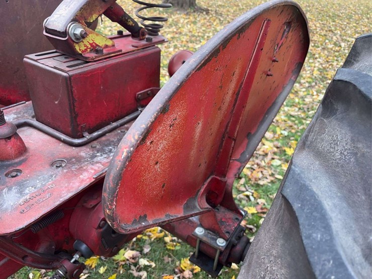 1952-farmall-super-c-image-79