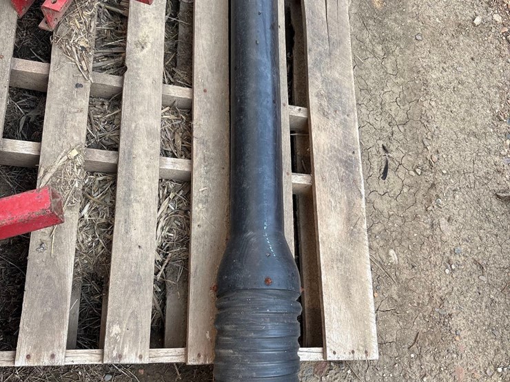 seed-tender-spout/windrow-pickup-drive-image-5