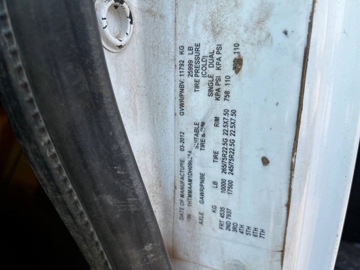 2013-international-durastar-4300-image-13