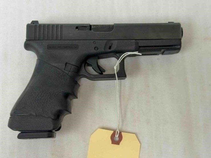 glock-22-40cal-pistol-image-1