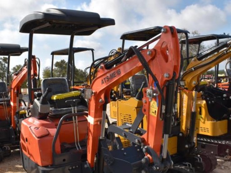 ats-me18-mini-excavator-(serial-#-a2509224500)-(k)-image-2