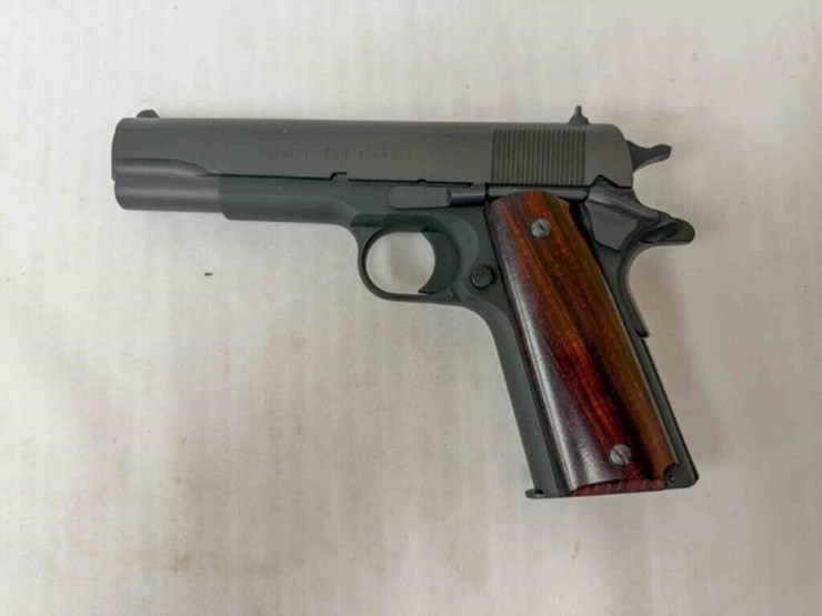 colt-m1991a1-45auto-pistol-image-2