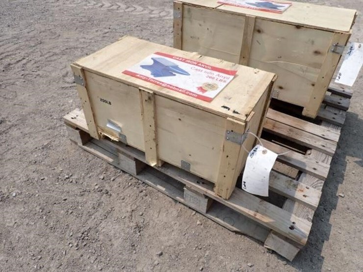 unused-greatbear-200-lb-single-horn-iron-anvil-image-2