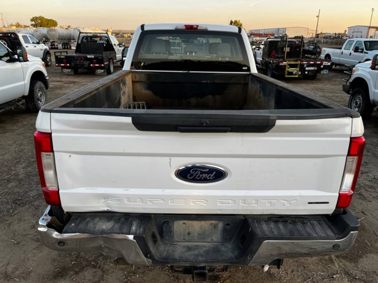 2019-ford-f250-image-6