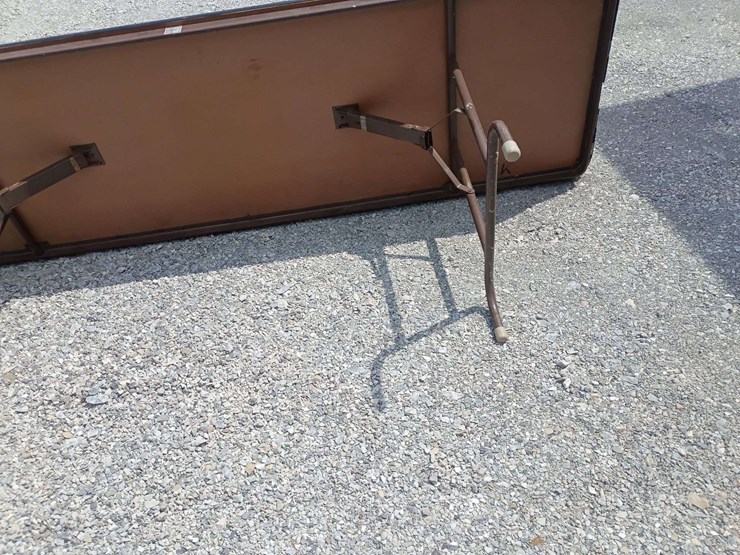 8'-folding-table-image-3