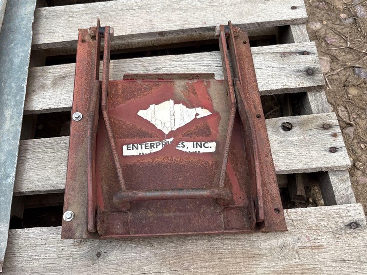 endgate-trap-doors-image-5