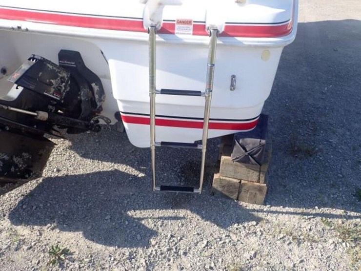 1999-donzi-z22-22-ft-bowrider-dnar1087c999-image-21