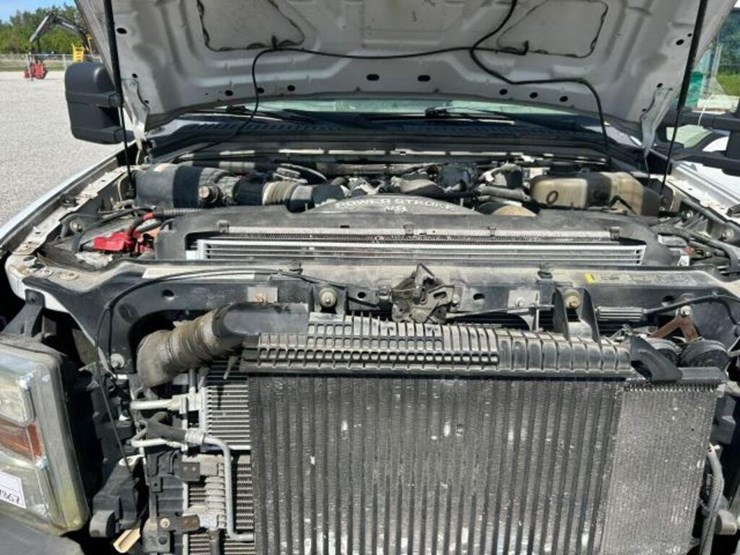 2008-ford-f550-image-23