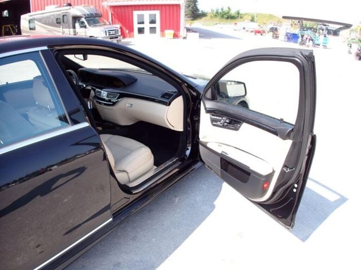 2012-mercedes-benz-s350-bluetec-4matic-awd-sedan-w-image-38
