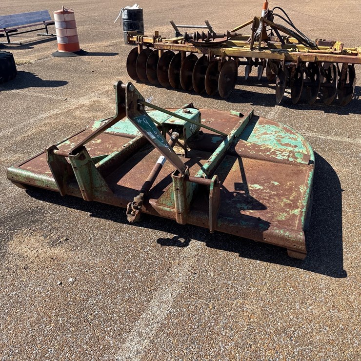JOHN DEERE 709