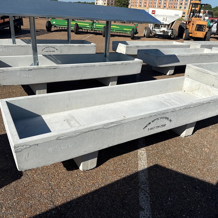 #9616 • 3’ X 10’ Trough
