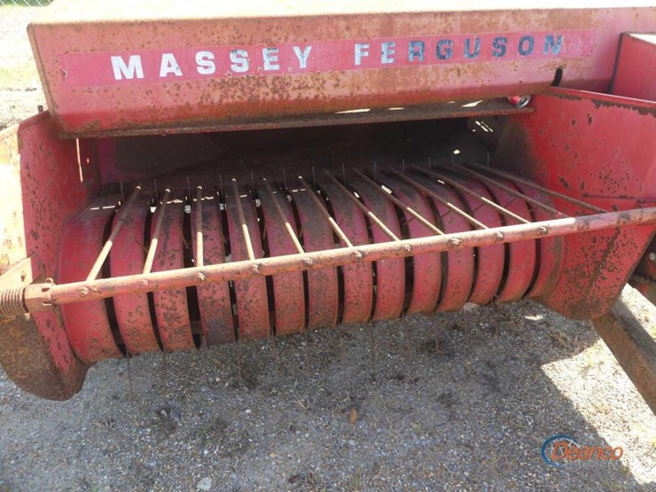 massey-ferguson-12-image-4