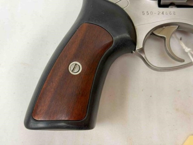ruger-super-redhawk-stainless-44mag-revolver-image-7