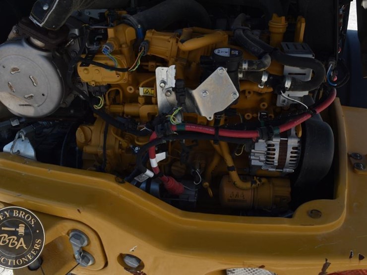 2021-caterpillar-906m-image-27