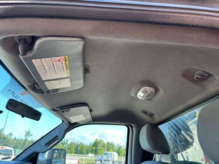 2012-ford-f550-xl-image-23