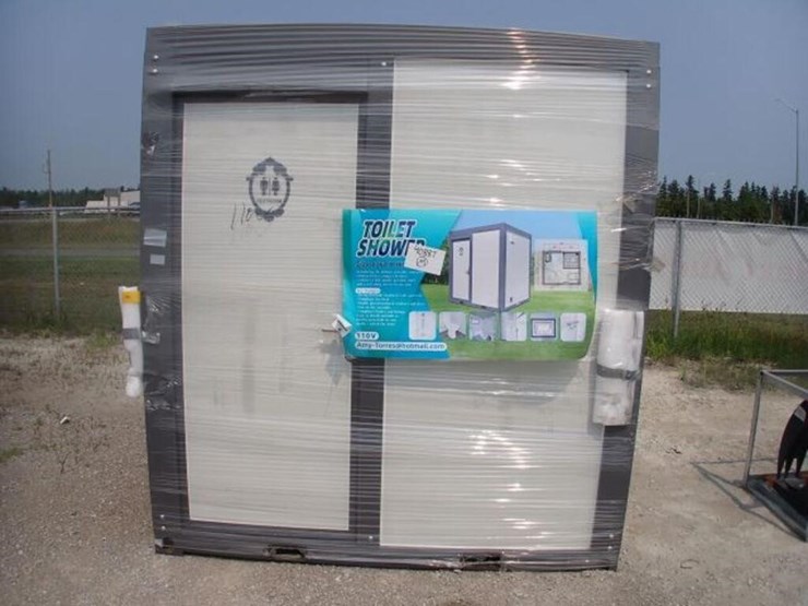 unused-bastone-portable-restroom-image-6