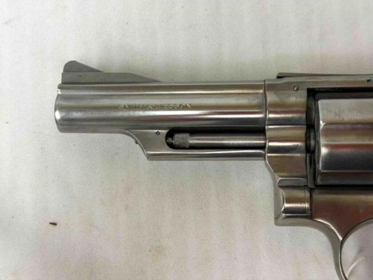 smith-&-wesson-mod.-66-357mag-revolver-image-7