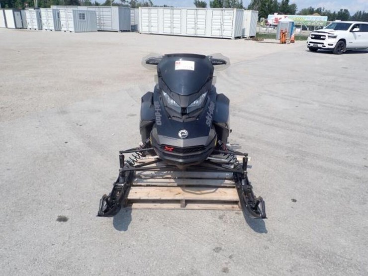 2021-ski-doo-renegade-x-850-snowmobile-2bpsumj6mv0-image-2
